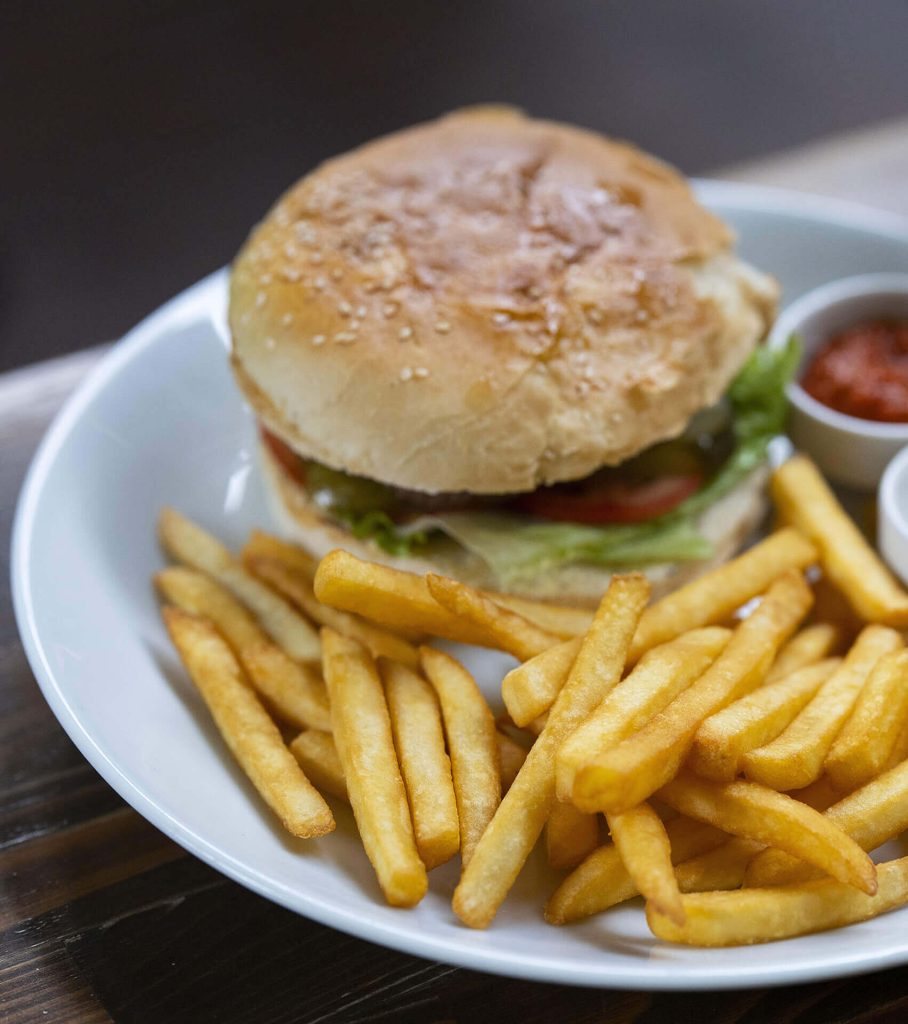 Pub food in Charmouth